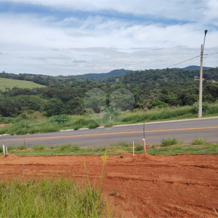Terreno à venda no Condominio Elementum em Atibaia