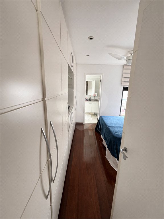 Apartamento à venda com 2 suítes em Campo Belo, São Paulo, SP