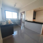 Apartamento Cobertura, no Condomínio Porto Sol.