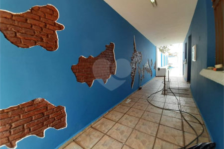 Casa Comercial no Centro.