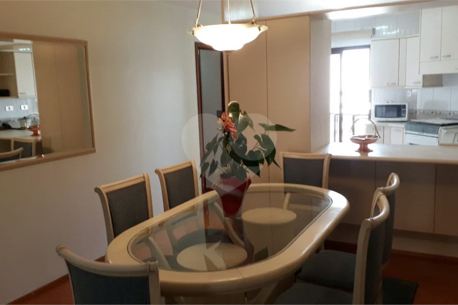Apartamento à venda mobiliado nos Jardins — 126 m²