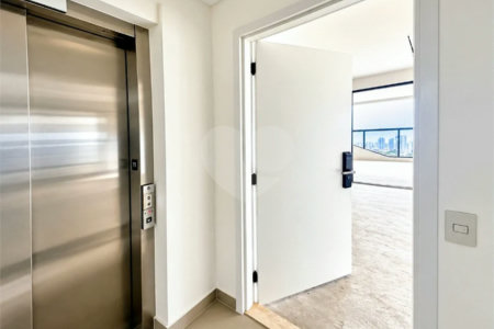 Apartamento à venda com 3 suítes em Chácara Santo Antônio, São Paulo, SP
