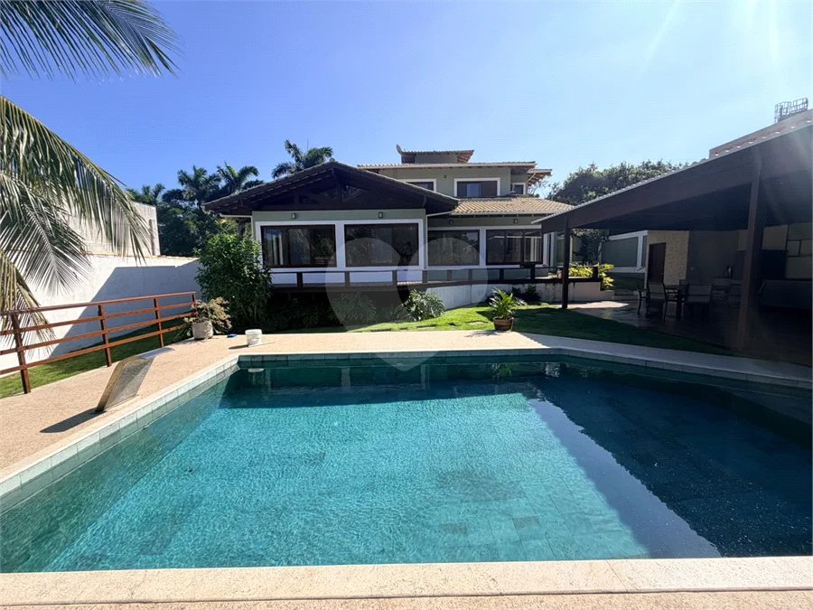 Casa à venda com 4 suítes em Ferradura, Armação dos Búzios, RJ