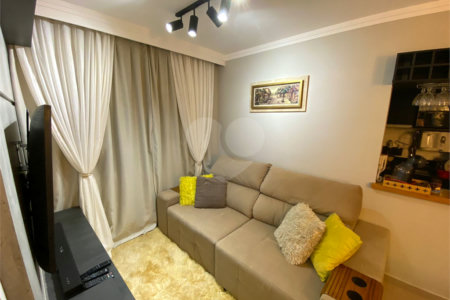 Apartamento mobiliado a venda na Vila Nery - São Carlos/SP