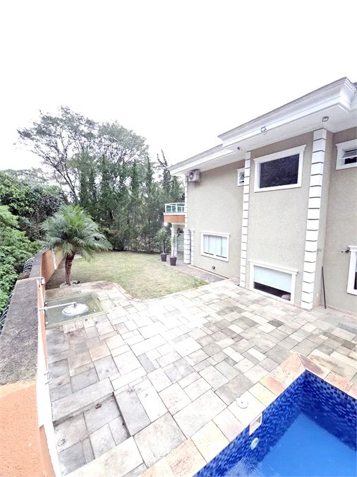 LINDA CASA PARA LOCAÇÃO COM 5 DORMITÓRIOS E PISCINA - Fernando Nobre – Cotia/SP