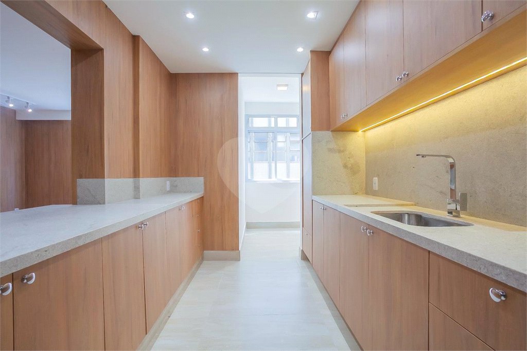 Apartamento a venda no Jardim América , com 96 m², 2 Suítes, Reformado , 1 Vaga