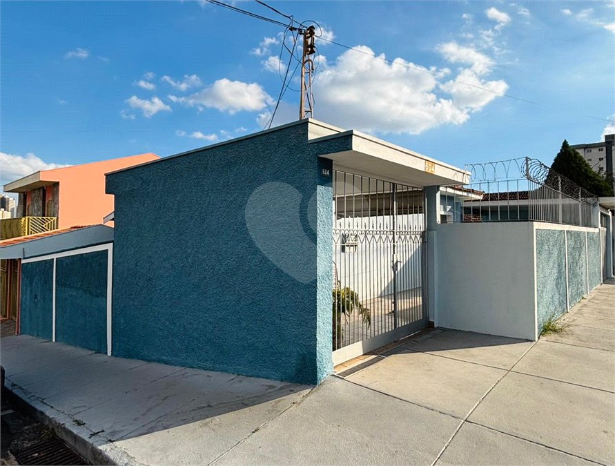 Casa 2 dormitórios Antônio Blanco