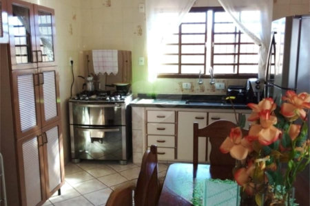 Casa térrea para locação no Cruzeiro do Sul