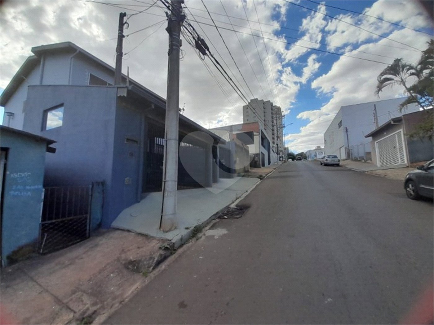 Casa à Venda na Região Central de São Carlos - Excelente Localização
