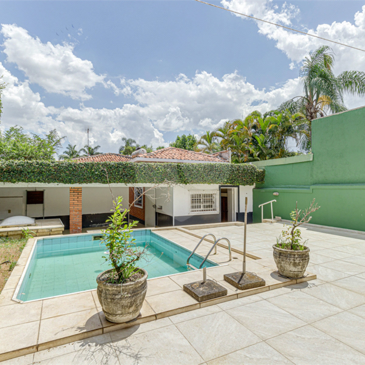 Casa Térrea à venda com 3 quartos, sendo 1 suíte,  em Alto da Boa Vista, São Paulo, SP