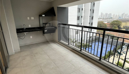 Apartamento à venda com 3 quartos, sendo 1 suíte,  em Mooca, São Paulo, SP
