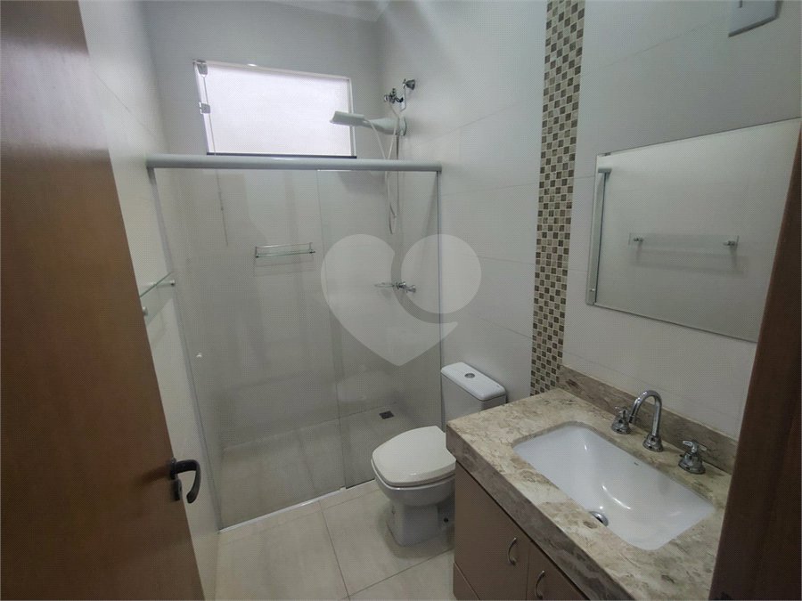 Casa à venda com 3 quartos, sendo 1 suíte,  no condomínio Bosque São Carlos, São Carlos - SP