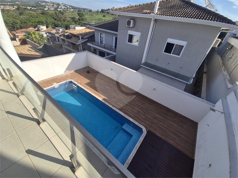Belíssima Residência de 267 m² com Lazer Privativo no Condomínio Terras do Oriente – Valinhos
