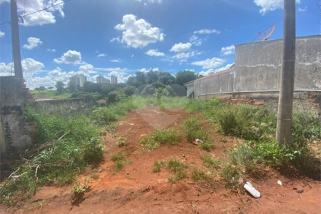 Terreno no Jardim São Carlos