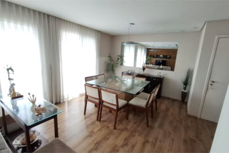 Apartamento a venda no Ipiranga com 3 dormitórios e 2 vagas com 115m² Aceita e estuda Permuta.