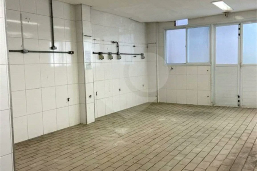Prédio Comercial à Venda na Mooca – 394 m² de Área Construída