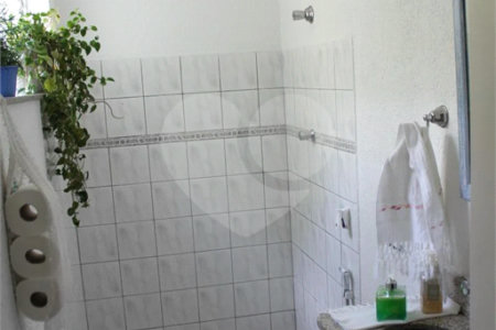Excelente Sobrado na Saúde - 5 Quartos/2 Suítes/2 Vagas na garagem