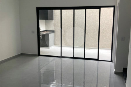 Lindo Sobrado Novo no Ipiranga em Condomínio - 2 Suítes/2 Vagas na garagem - Próx. ao Museu!