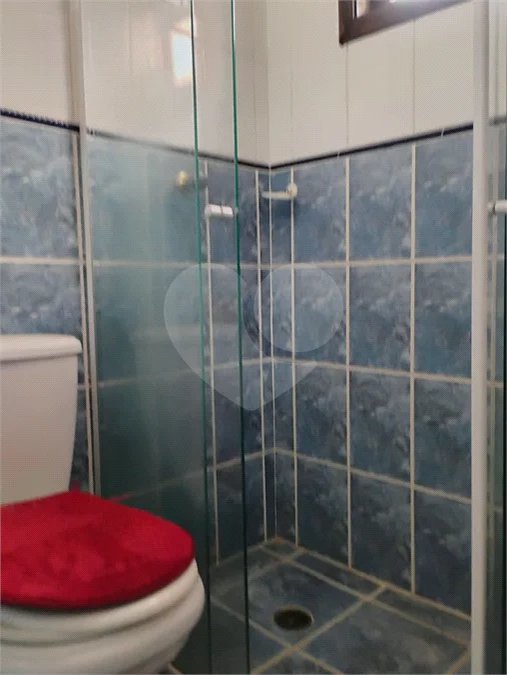 Vende-se sobrado de 3 andares na Vila Santa Catarina