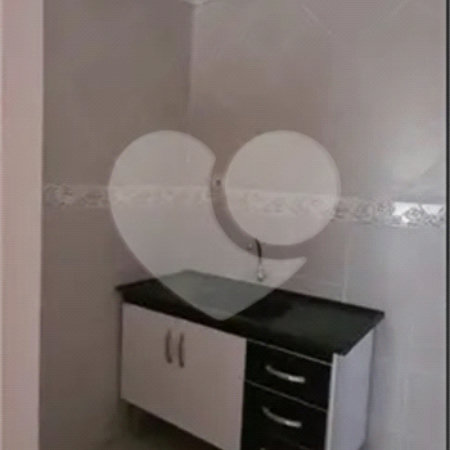 Studio / Kitnet No Centro em Frente ao Metrô