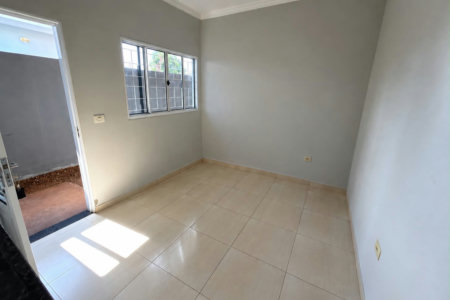 Casa para alugar com 3 quartos, sendo 1 suíte,  em Jardim Paranapunga, Três Lagoas, MS