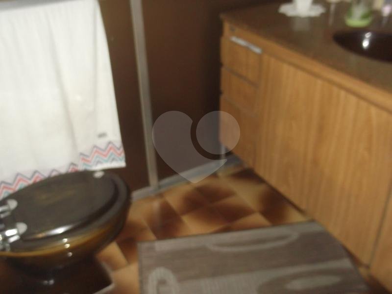 Casa térrea à venda na Saúde - terreno plano 250m² - 3 Quartos/5 Vagas