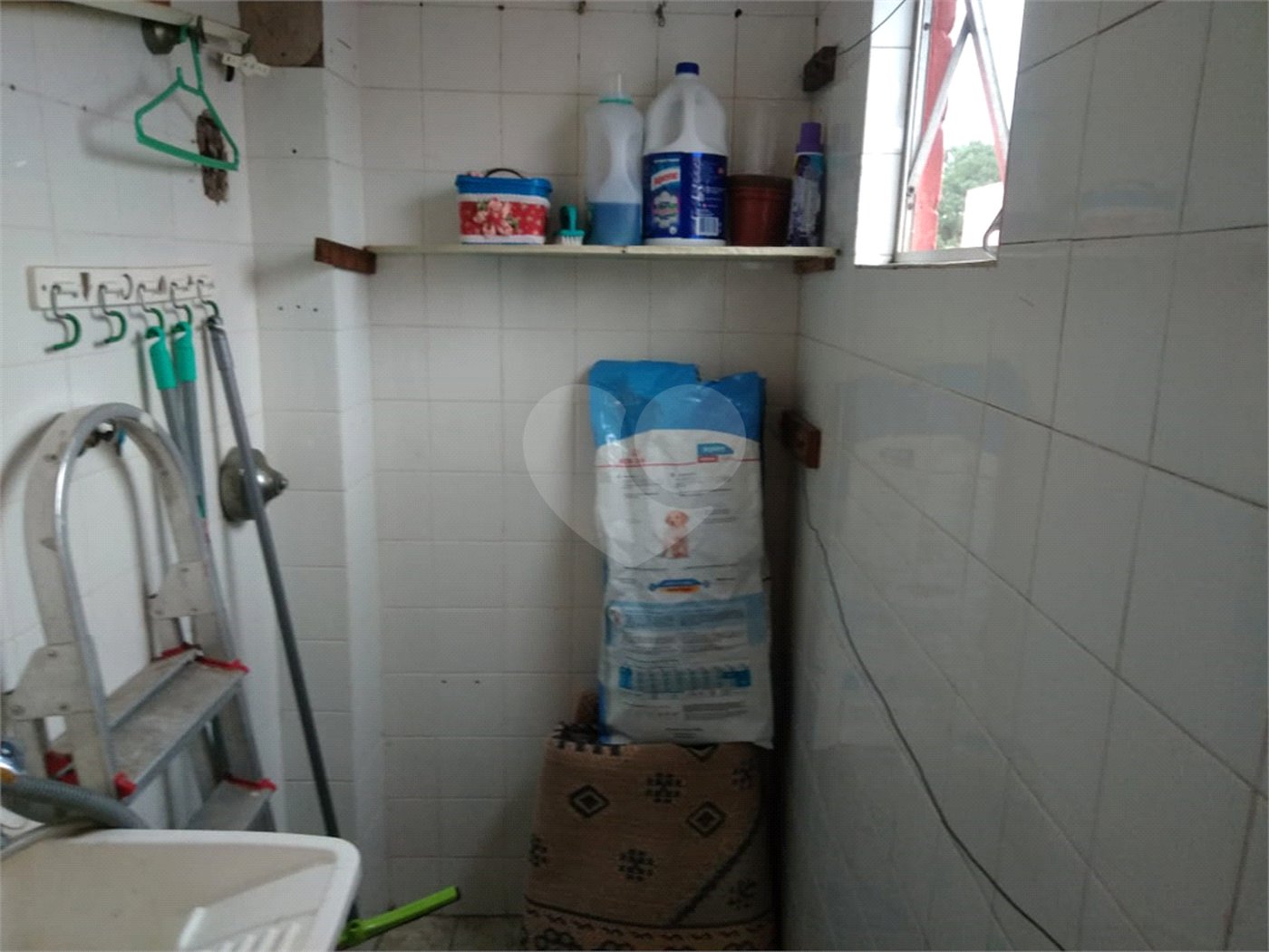 Apartamento com 2 dormitórios e 1 vaga no Tremembé