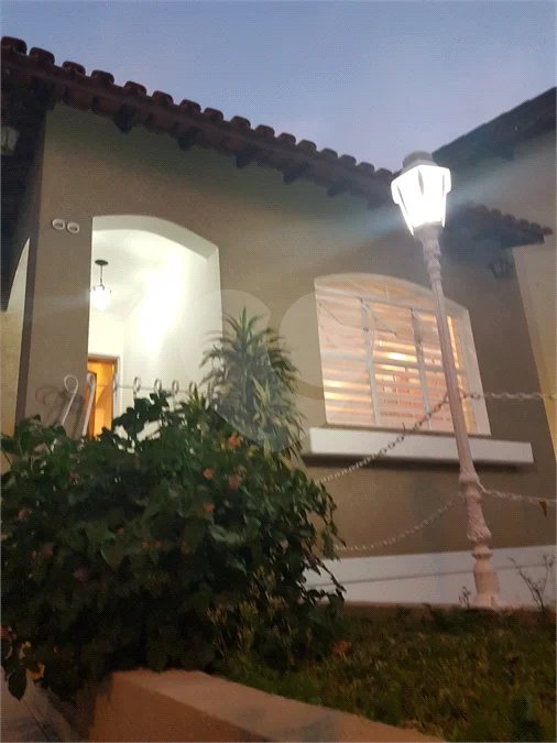 Casa à venda com 2 quartos em Jardim Flórida, São Roque, SP