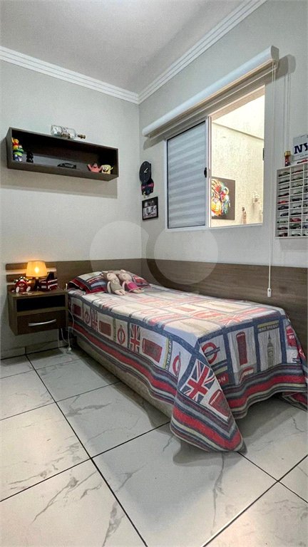 Casa Térrea à Venda com 3 dormitórios em Atibaia/SP
