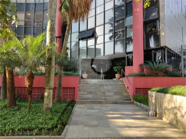 Sala à venda em Chácara Santo Antônio, São Paulo, SP
