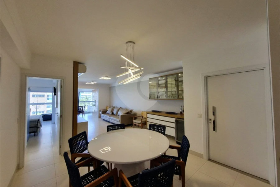 Apartamento à venda com 4 suítes em Riviera de São Lourenço, Bertioga, SP