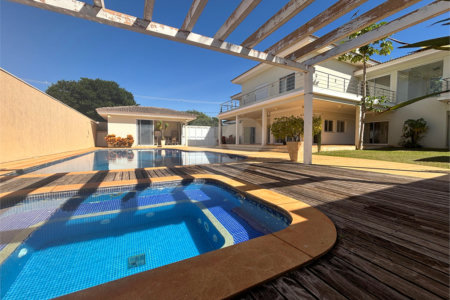 Casa á venda condomínio Damha I