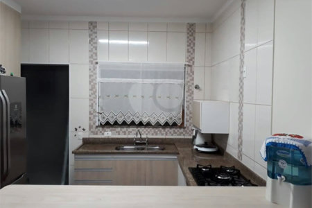 SOBRADO RESIDENCIAL EM EXCELENTE LOCALIZAÇÃO