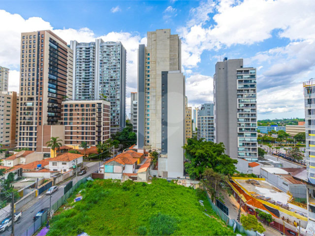 Apartamento à venda com 2 quartos, sendo 1 suíte,  em Brooklin, São Paulo, SP