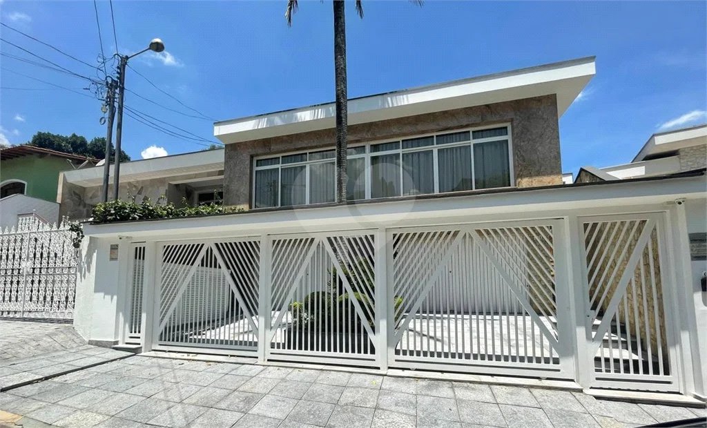 CASA TÉRREA EXCELENTE A VENDA NO TREMEMBÉ - 3 SUÍTES, PISCINA AREA GOURMET E 4 VAGAS DE GARAGEM
