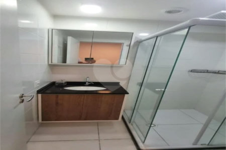 Studio Mobiliado no Alto do Ipiranga – Andar Alto e Vaga para Moto