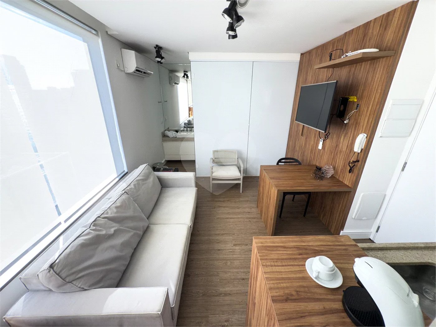APARTAMENTO 1 DORMITÓRIO 1 VAGA - VILA OLIMPIA