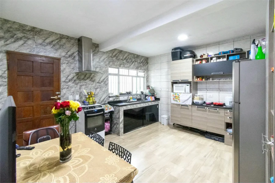 Casa à venda com 177m², 3 quartos e 2 vagas
