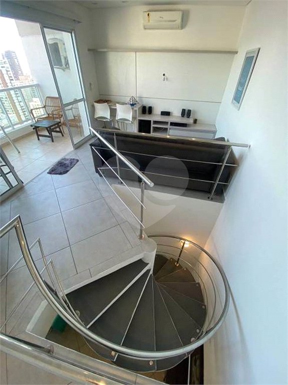 Cobertura no Edifício Emirado.