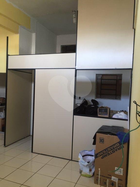 Salão comercial de 200m2 para locação na Mooca