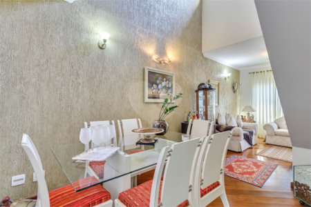 Casa à venda ou para alugar com 4 quartos, sendo 2 suítes, em Jardim Prudência, São Paulo, SP