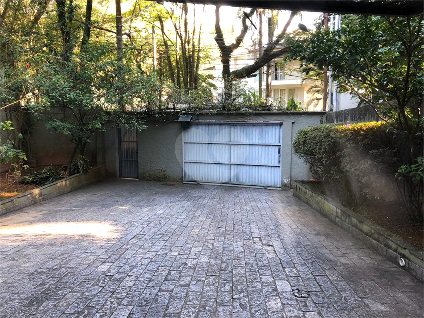Casa Térrea Assobradada Barro branco 4 dorms 7 vagas