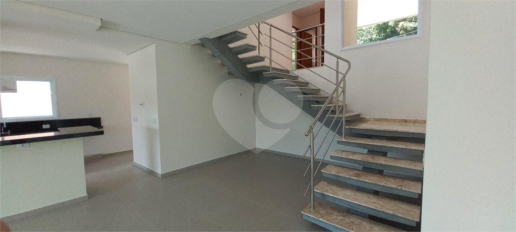 Casa à venda com 3 suítes em Santa Isabel, Louveira, SP