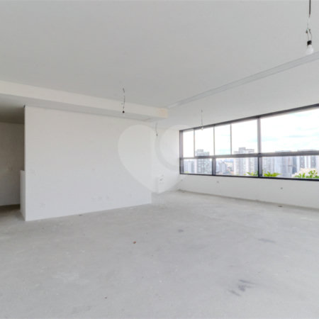Apartamento à venda com 3 suítes em Campo Belo, São Paulo, SP