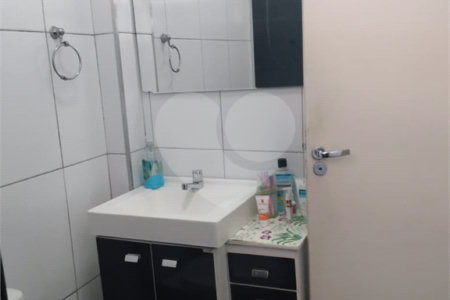 Apartamento 1 dorm, sala, cozinha, banheiro a venda no Centro