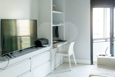 VILA NOVA CONCEIÇÃO - 216 M² - 4 VAGAS