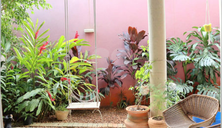 Casa à venda com 6 quartos, sendo 4 suítes, em Bosque da Saúde, São Paulo, SP