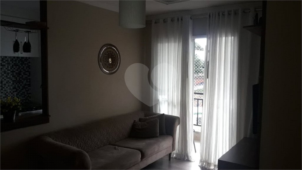 Excelente apartamento todo mobiliado, paralela a Júlio Buono!