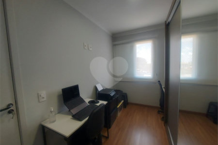 Apartamento Mobiliado no Condomínio Portal do Sol, na Avenida Getúlio Vargas