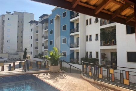 Apartamento no Condomínio Residencial Piet Mondrian.